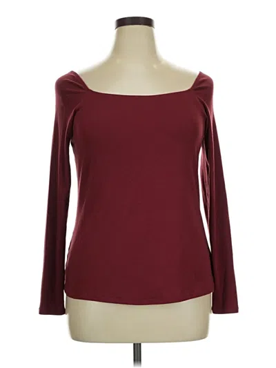 Pre-owned Fabletics 3/4 Sleeve T-shirt In Burgundy