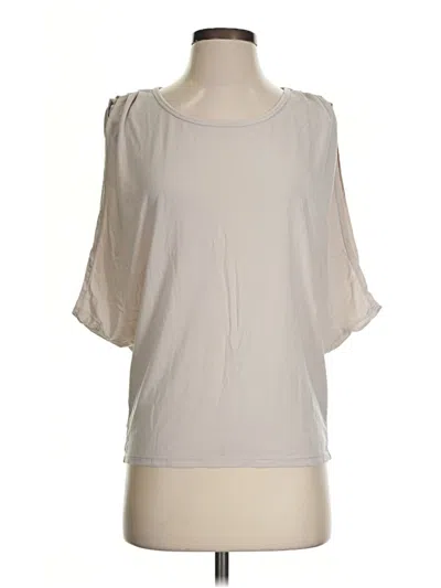 Pre-owned Fabletics 3/4 Sleeve T-shirt In Ivory