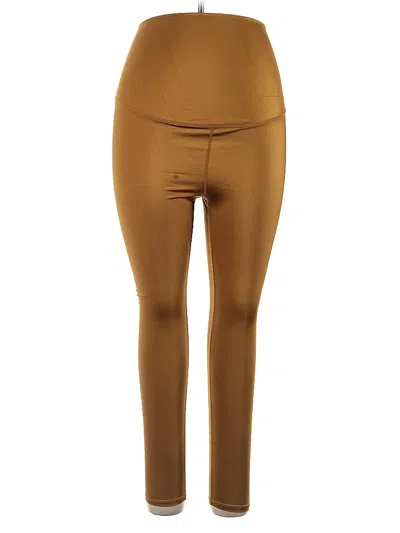 Pre-owned Fabletics Active Pants In Gold