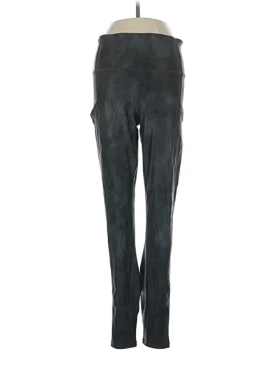 Pre-owned Fabletics Casual Pants In Black