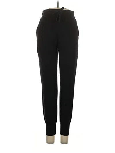 Pre-owned Fabletics Casual Pants In Black