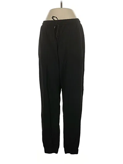 Pre-owned Fabletics Casual Pants In Black