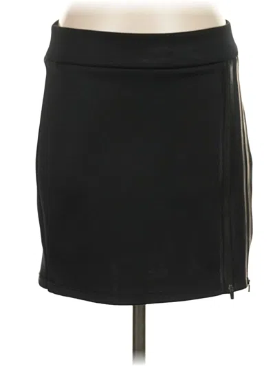 Pre-owned Fabletics Casual Skirt In Black