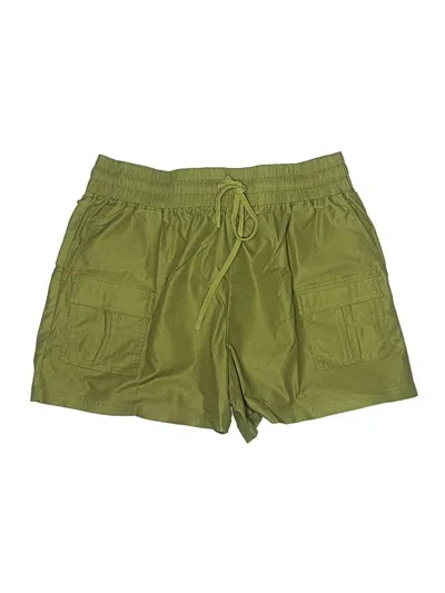 Pre-owned Fabletics Khaki Shorts In Green