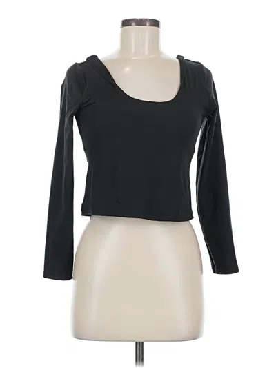 Pre-owned Fabletics Long Sleeve T-shirt In Black