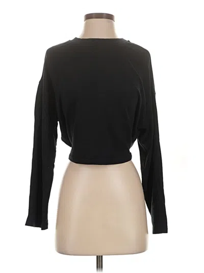 Pre-owned Fabletics Long Sleeve T-shirt In Black