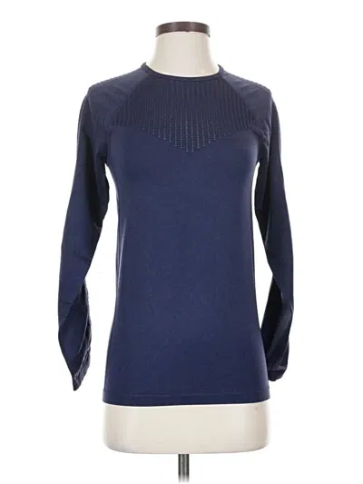 Pre-owned Fabletics Long Sleeve T-shirt In Blue