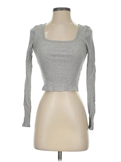 Pre-owned Fabletics Long Sleeve T-shirt In Gray