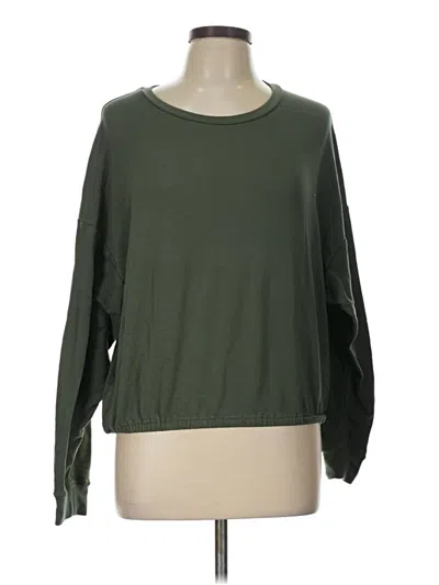 Pre-owned Fabletics Long Sleeve T-shirt In Green