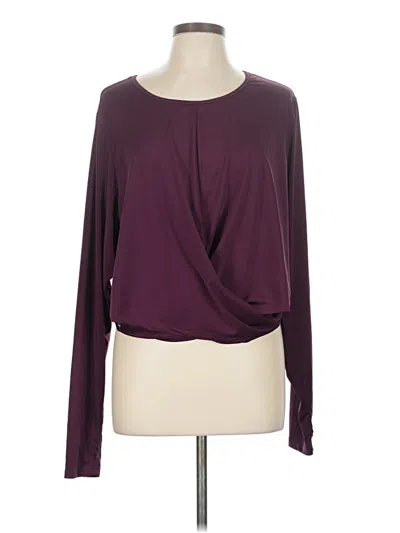 Pre-owned Fabletics Long Sleeve T-shirt In Purple