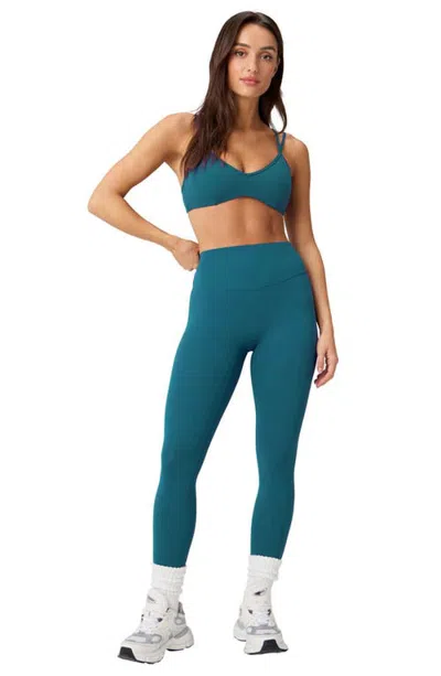 Fabletics No-seam Pureluxe Tlc 7/8 Legging In Green Abyss