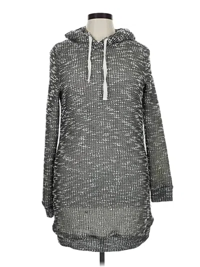 Pre-owned Fabletics Pullover Hoodie In Gray