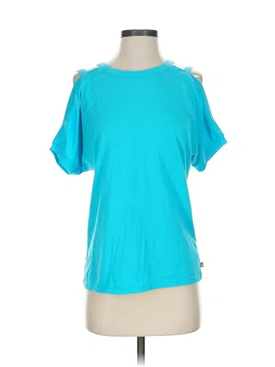 Pre-owned Fabletics Short Sleeve T-shirt In Blue