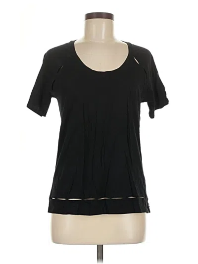 Pre-owned Fabletics Short Sleeve T-shirt In Black