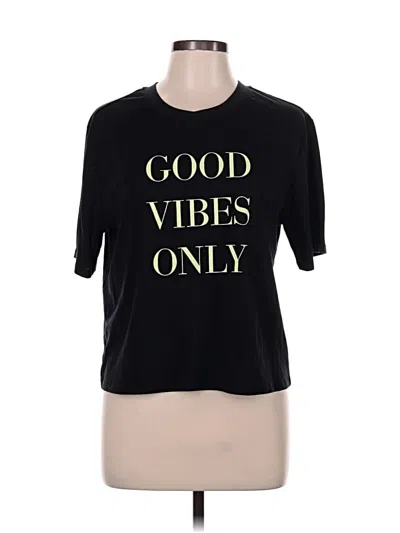 Pre-owned Fabletics Short Sleeve T-shirt In Black