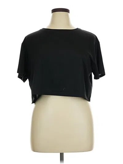 Pre-owned Fabletics Short Sleeve T-shirt In Black