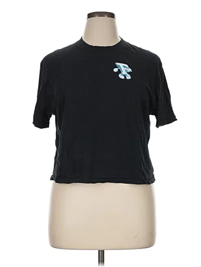 Pre-owned Fabletics Short Sleeve T-shirt In Black