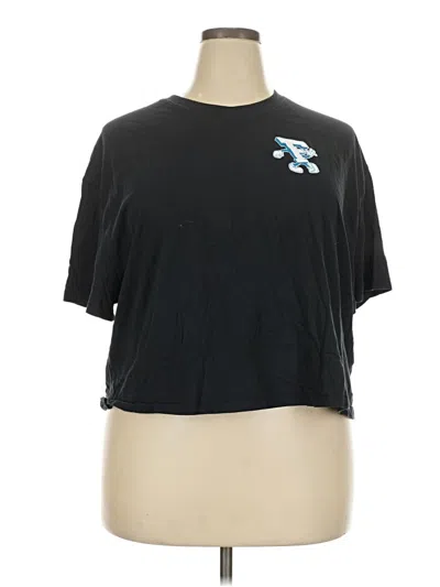 Pre-owned Fabletics Short Sleeve T-shirt In Black