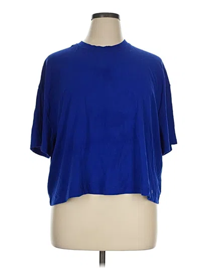 Pre-owned Fabletics Short Sleeve T-shirt In Blue