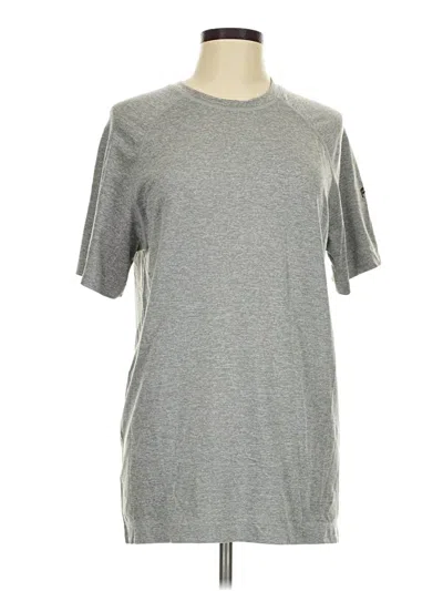 Pre-owned Fabletics Short Sleeve T-shirt In Gray