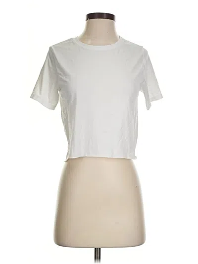 Pre-owned Fabletics Short Sleeve T-shirt In Ivory