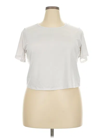 Pre-owned Fabletics Short Sleeve T-shirt In Silver