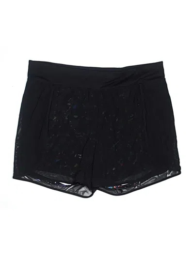 Pre-owned Fabletics Shorts In Black