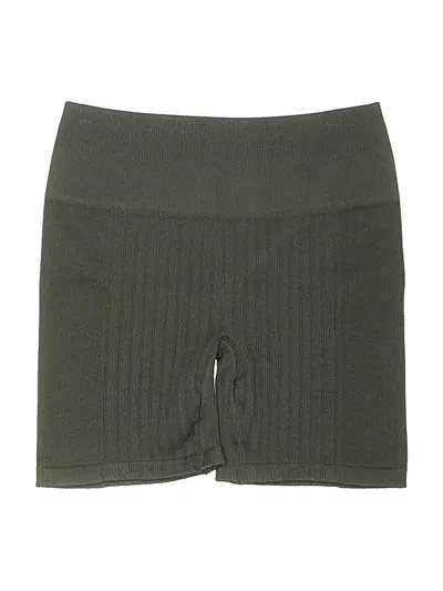 Pre-owned Fabletics Shorts In Green