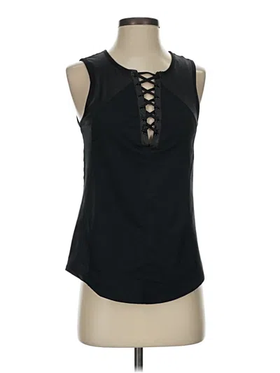 Pre-owned Fabletics Sleeveless Blouse In Black