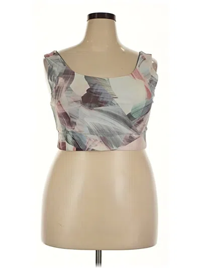 Pre-owned Fabletics Sleeveless Blouse In Ivory