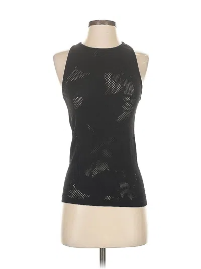 Pre-owned Fabletics Sleeveless T-shirt In Black