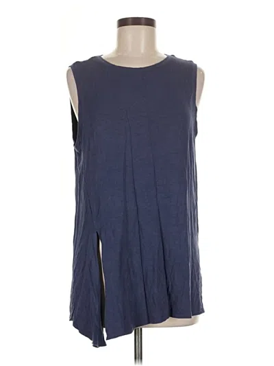 Pre-owned Fabletics Sleeveless T-shirt In Blue