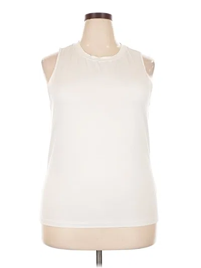 Pre-owned Fabletics Sleeveless T-shirt In Ivory