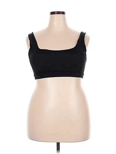 Fabletics Sports Bra In Black