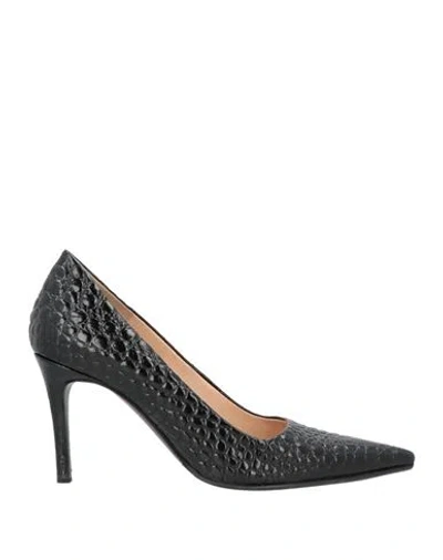 Fabrica Veneta Woman Pumps Black Size 10 Leather