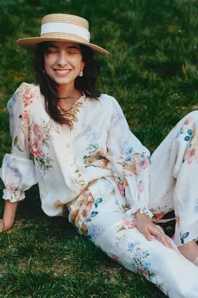 Fabrique Ariel Flora Blouse In Silk-linen Blend In White