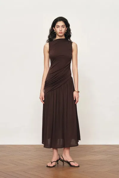 Fabrique Avery Asymmetrical Ruched Sleeveless Dress In Acetate Blend Knit In Brown