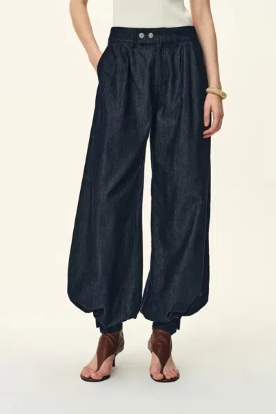 Fabrique Bonnie Handwork Pleats Balloon Jeans In Acetate Tencel Denim In Blue