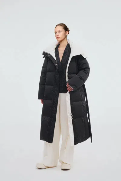 Fabrique Carezza Reversible Two Color Down Jacket In Black