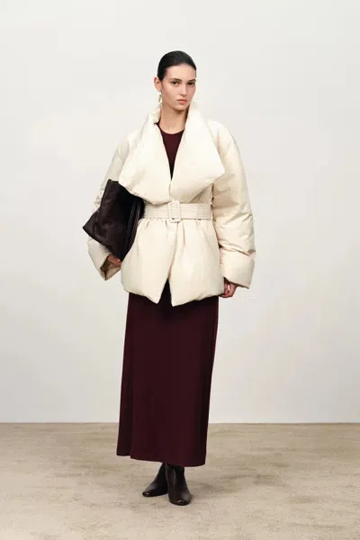 Fabrique Chloe Lapel Down Jacket In High-density Nylon In White