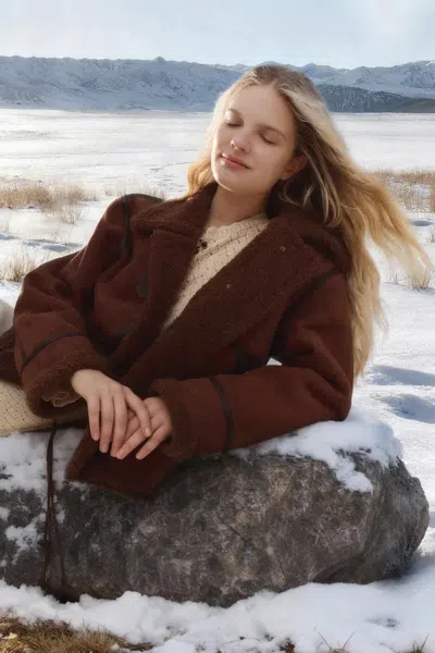 Fabrique Edin Adjustable Wind Buckle Jacket In Faux Shearling