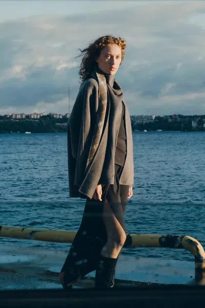 Fabrique Elodie Reversible Cropped Coat With Scarf Collar In Wool Blend In Grey