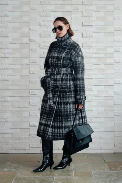 Fabrique Gingham Plaid Lapel Wool Coat In Merino Cashmere Double Face In Black