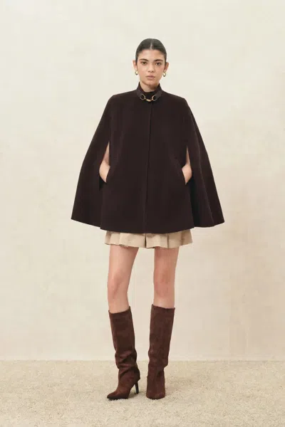 Fabrique Gisela Cape Style Cropped Coat In Wool Cashmere In Brown