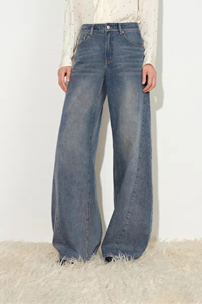 Fabrique Hazel Vintage Deconstructed Barrel Leg Jeans In Cotton Denim In Blue