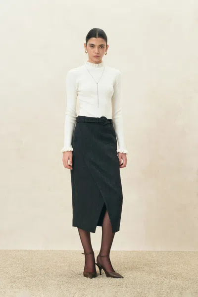 Fabrique Lieve Ruffle Trimmed Fitted Turtleneck Top In Wool Blend In White