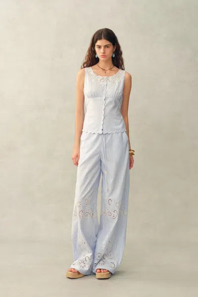 Fabrique Lone Striped Embroidered Sleeveless Lace Trim Cami Top In Crinkled Cotton In White