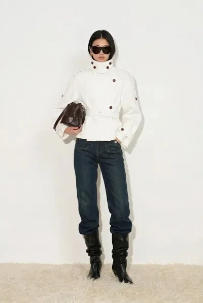 Fabrique Minsmere Structured Belted Cropped Trench Coat In Cotton In White