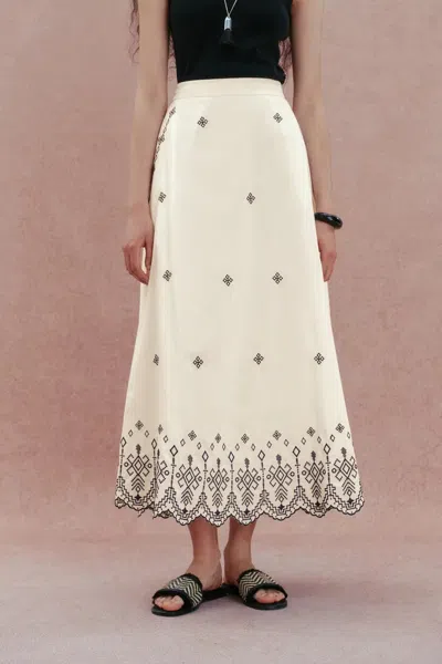 Fabrique Olivia Scalloped Hem Embroidered Skirt In Premium Silk-cotton In Neutral
