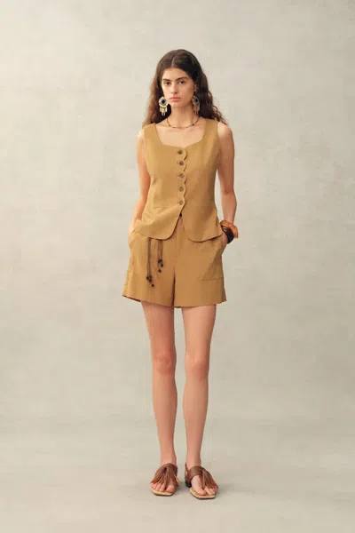Fabrique Suzane Handwork Stitched Scalloped Trim Sleeveless Top In Linen Blend Suiting In Brown